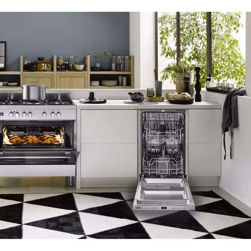 Встраиваемая посудомоечная машина DELONGHI DDW06F BASILIA