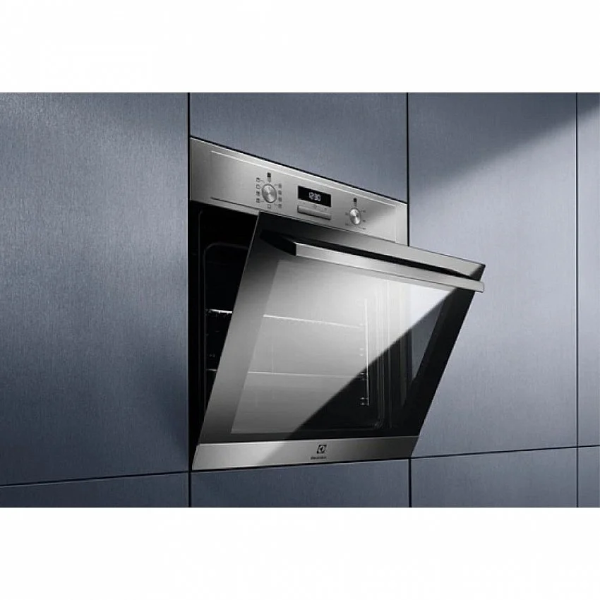 Духовой шкаф ELECTROLUX EOF3H50BX