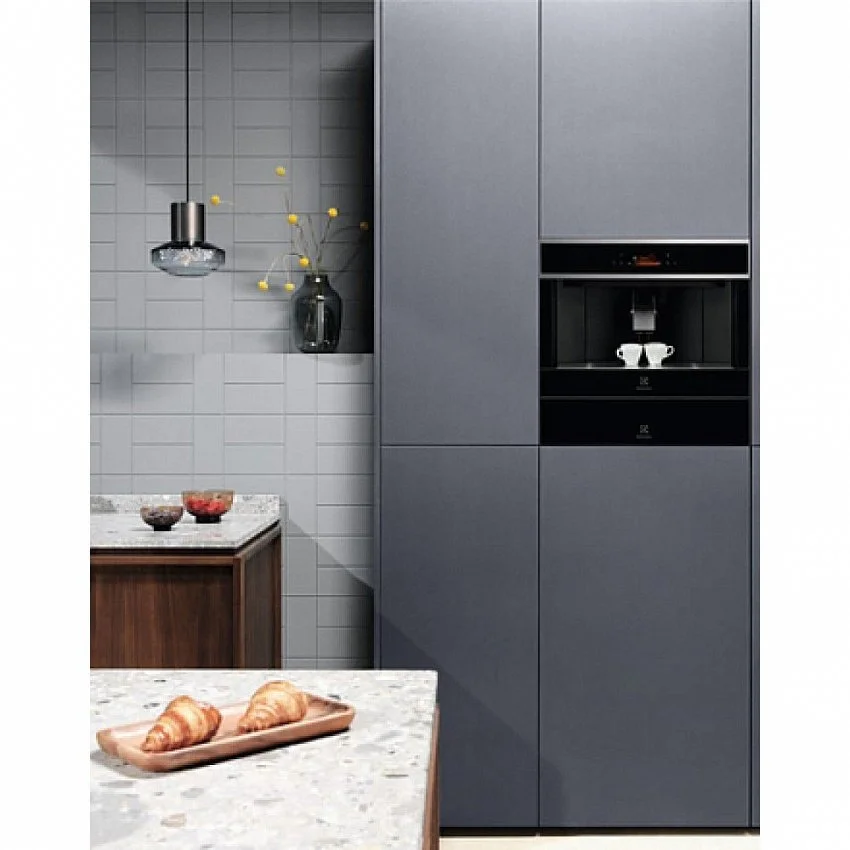 Кофемашина ELECTROLUX EBC85X