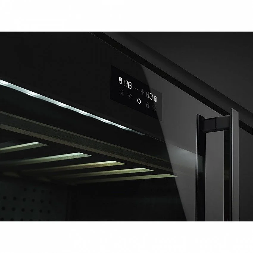 Встраиваемый винный шкаф SMEG CVI638LN3 DOLCE STIL NOVO