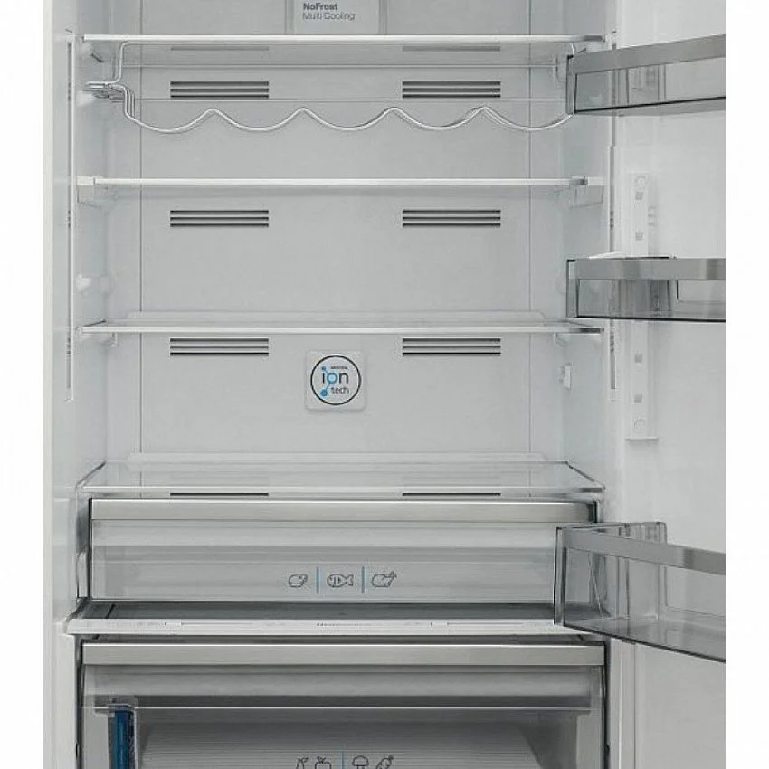 Холодильник VESTFROST VW719FFE00B