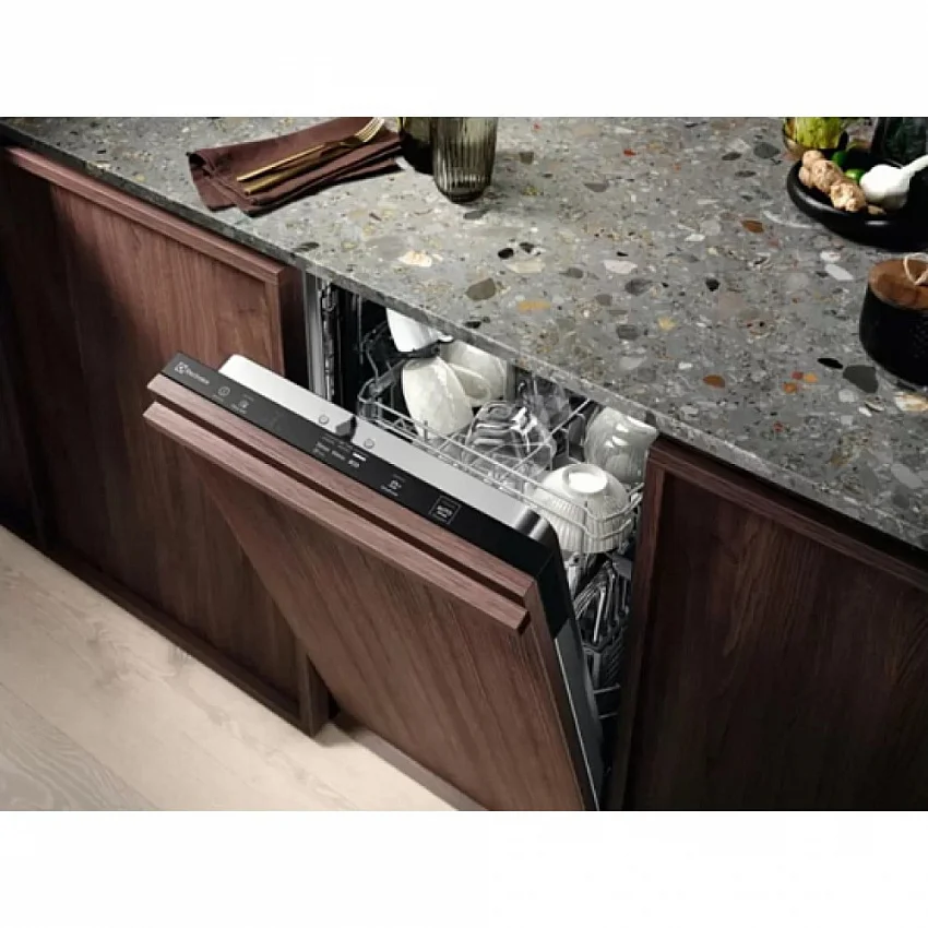 Встраиваемая посудомоечная машина ELECTROLUX KEAD2100L