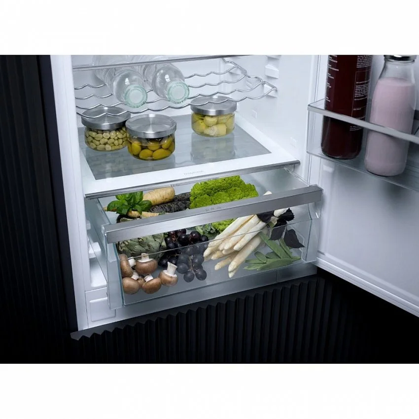 Холодильник MIELE KFN 7733 E