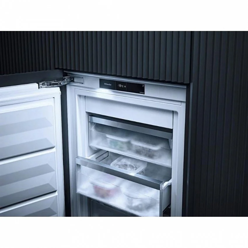 Холодильник MIELE FNS 7770 E