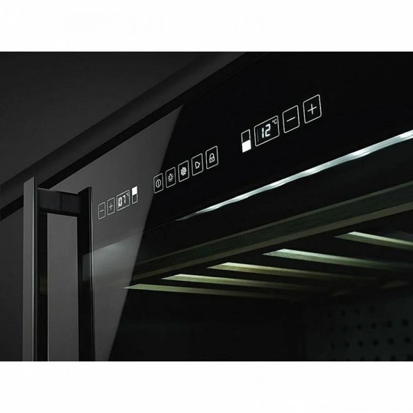 Винный шкаф SMEG CVI638RWN3
