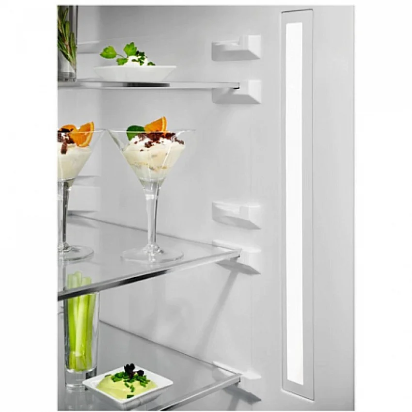 Холодильник ELECTROLUX RNT7ME34K1