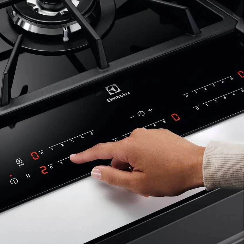 Варочная панель ELECTROLUX KGV9539 IK