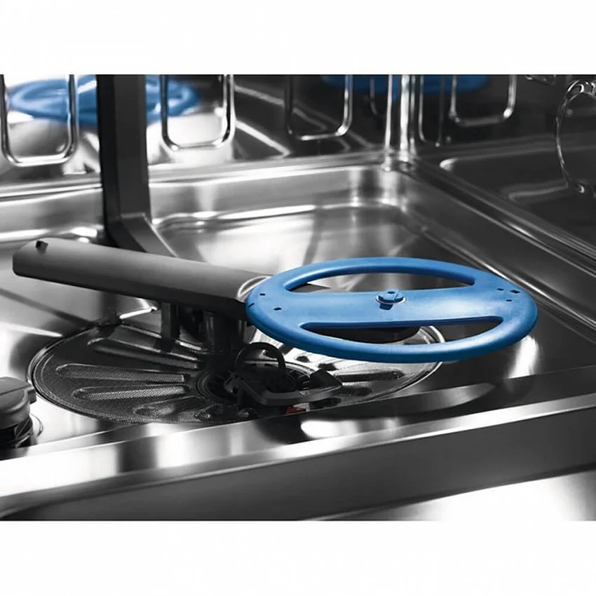 Встраиваемая посудомоечная машина ELECTROLUX EEC67310L