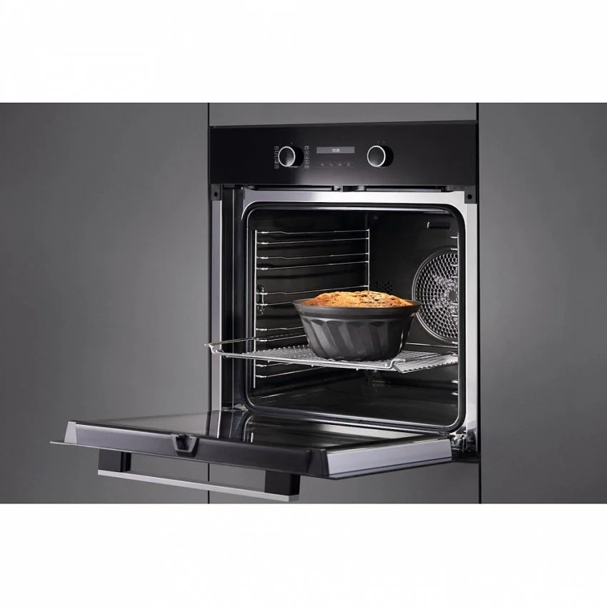 Духовой шкаф MIELE H 2465 B
