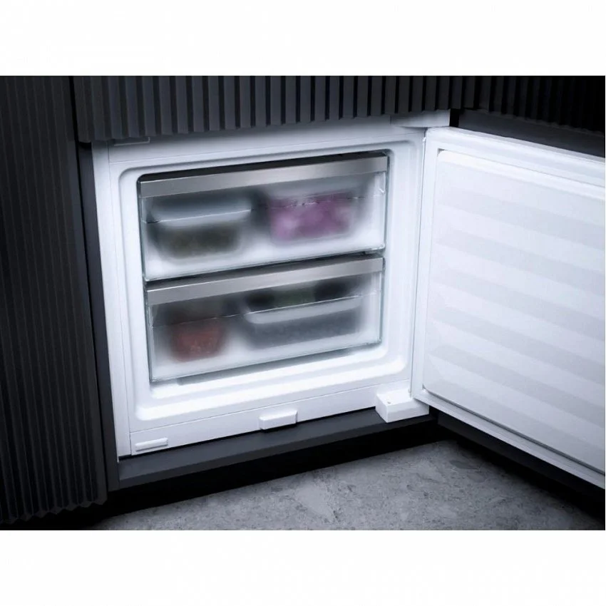 Встраиваемый холодильник MIELE KF 7731 D