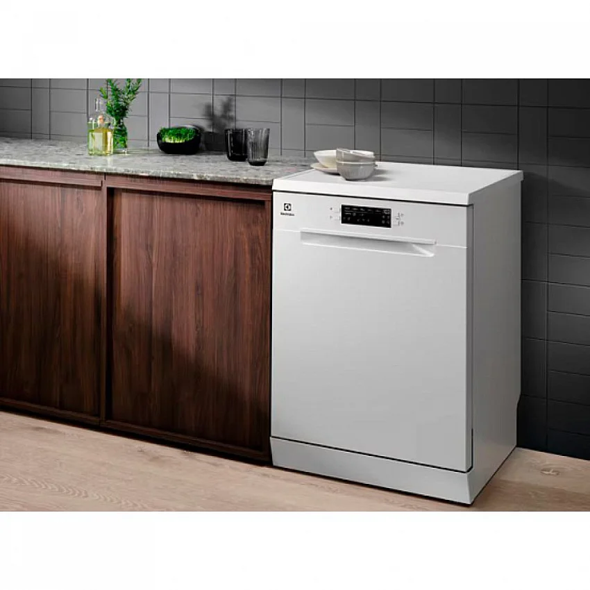 Посудомоечная машина ELECTROLUX ESM48310SW