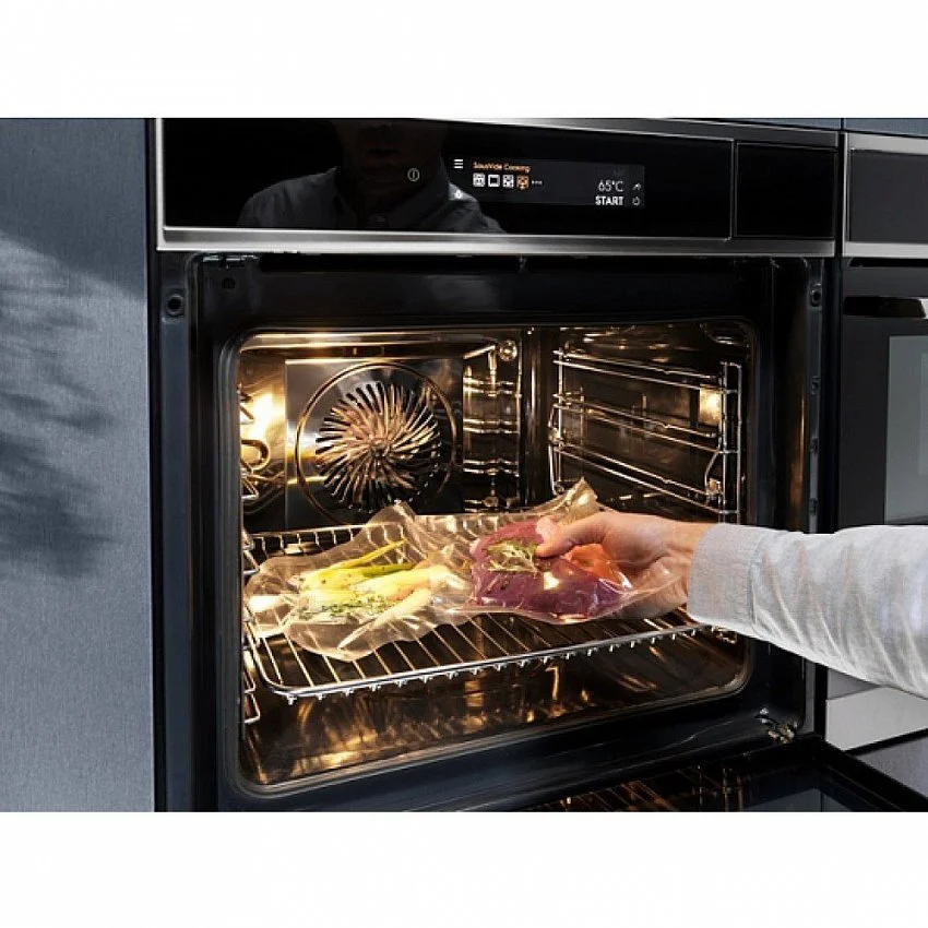 Духовой шкаф ELECTROLUX OKA9S31WX