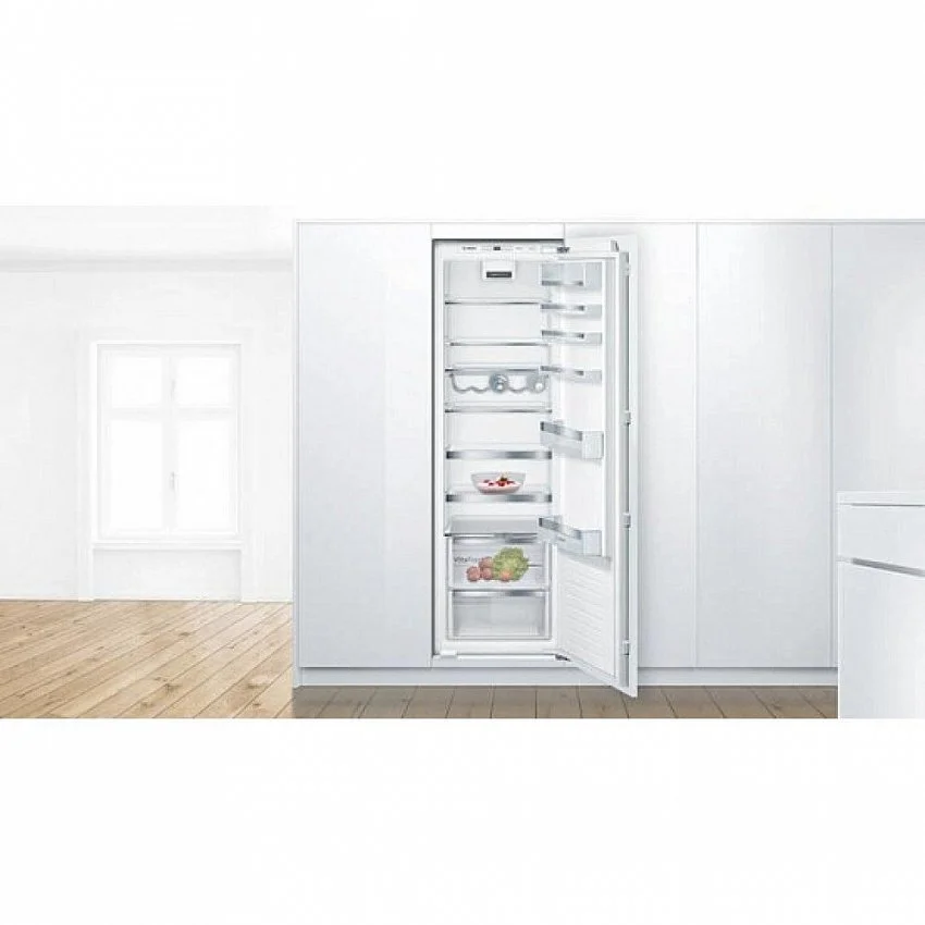 Встраиваемый холодильник BOSCH KIR 81 AFE0