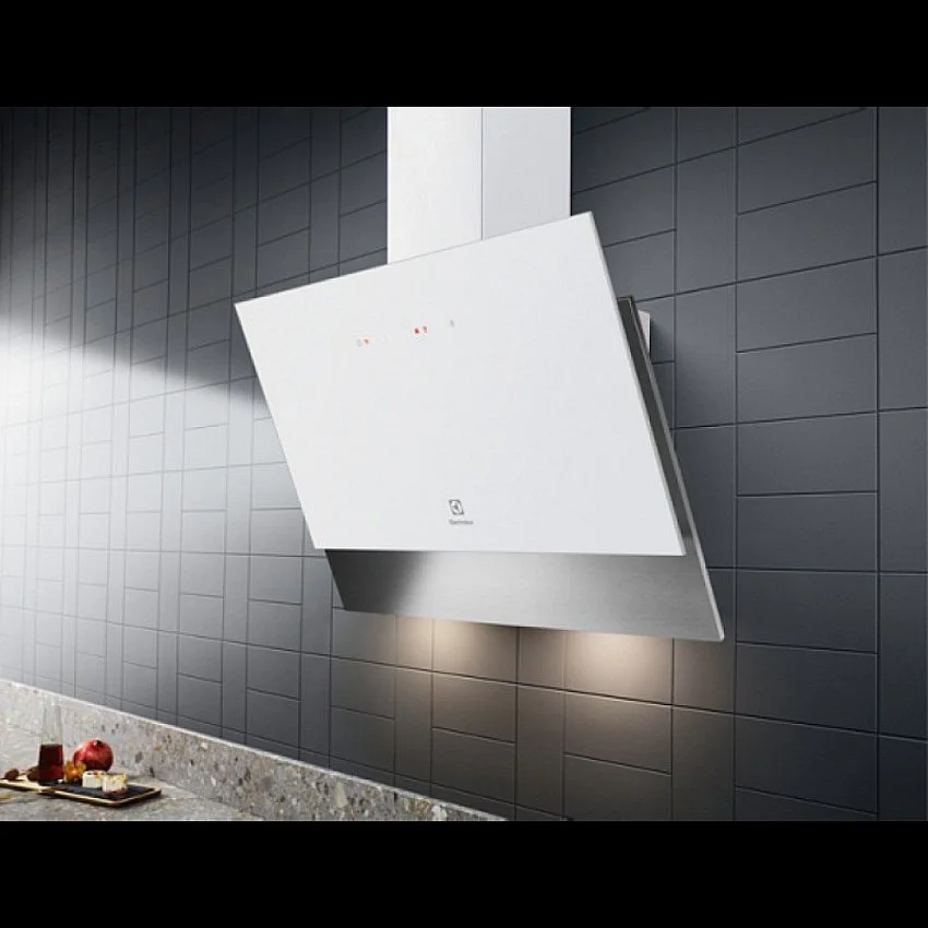 Вытяжка ELECTROLUX LFV 616 W