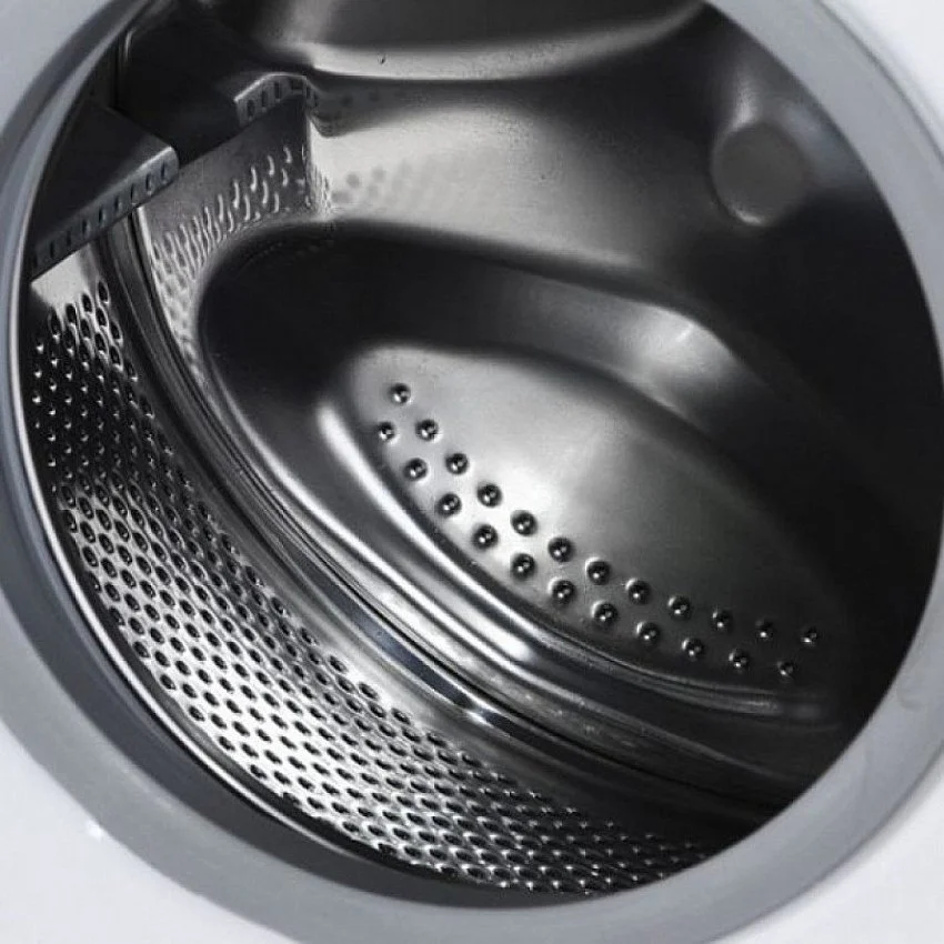 Встраиваемая стиральная машина WHIRLPOOL BI WMWG 71484E