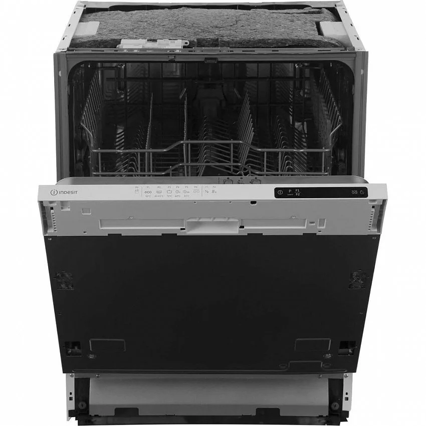 Встраиваемая посудомоечная машина INDESIT DI 4C68 AE
