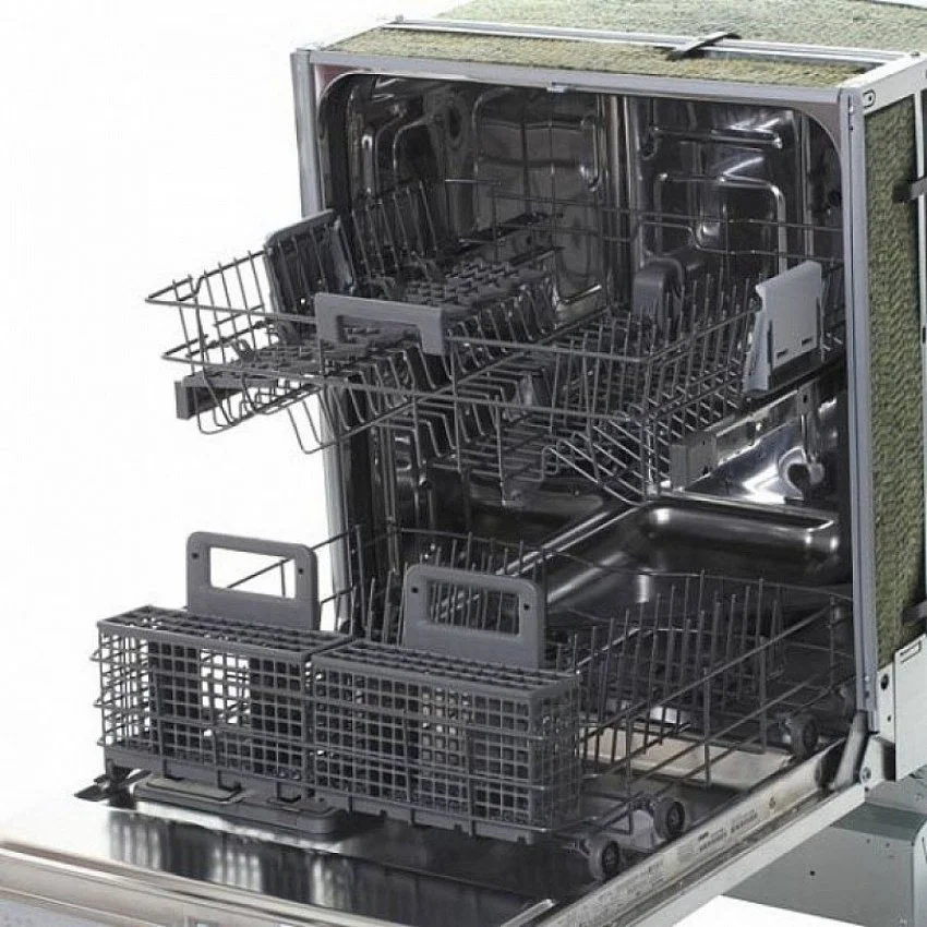 Встраиваемая посудомоечная машина WHIRLPOOL ADG 6200