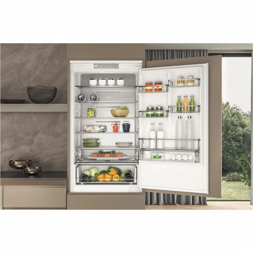 Встраиваемый холодильник WHIRLPOOL SP70T121