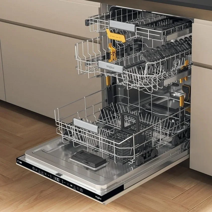 Встраиваемая посудомоечная машина WHIRLPOOL W8I HT40 T