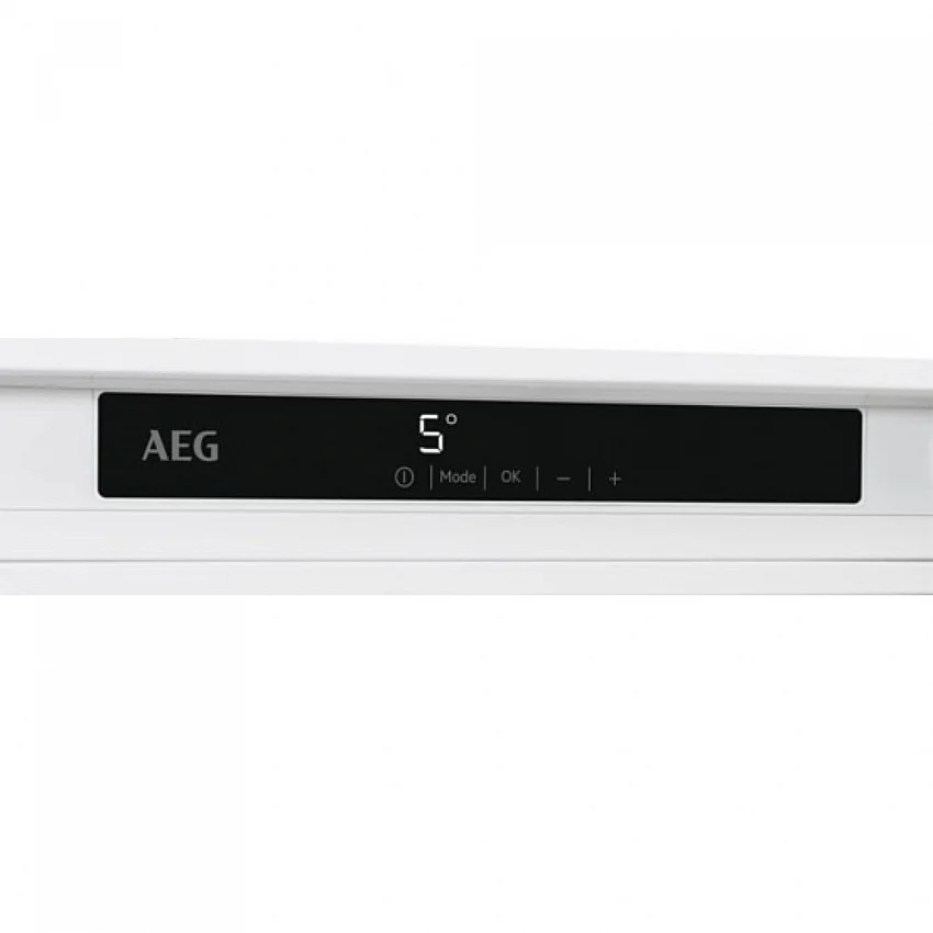 Встраиваемый холодильник AEG SKR81811DC