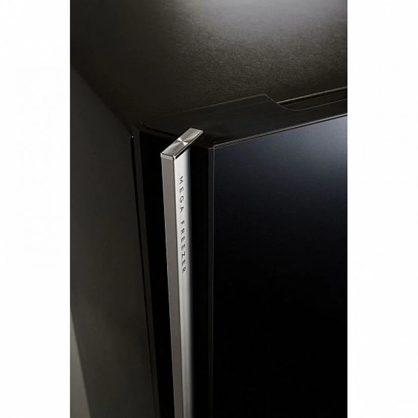 Холодильник SHARP SJ-XG60PGBK