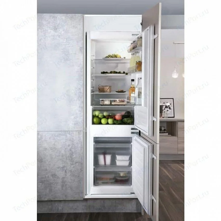 Встраиваемый холодильник HOTPOINT-ARISTON BCB 70301 AA