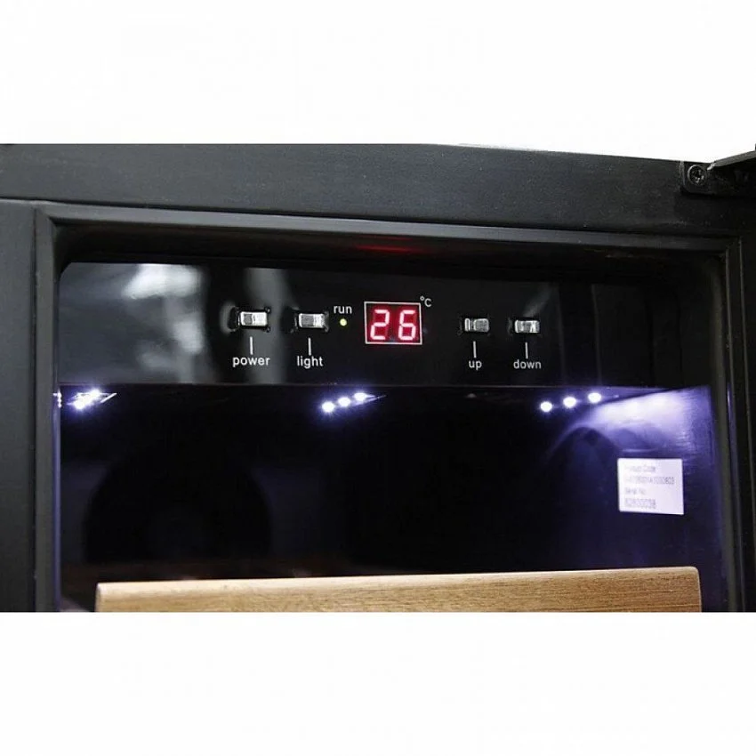 Винный шкаф VESTFROST SOLUTIONS W 38