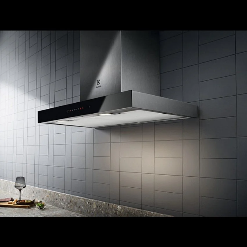Вытяжка ELECTROLUX LFT 766 X