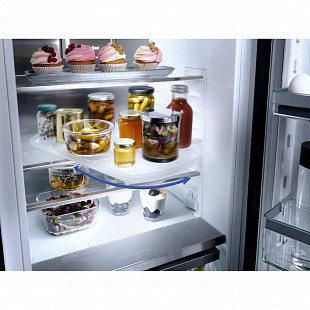 Встраиваемый холодильник MIELE K 7793 C