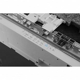 Встраиваемая посудомоечная машина INDESIT DI 4C68 AE