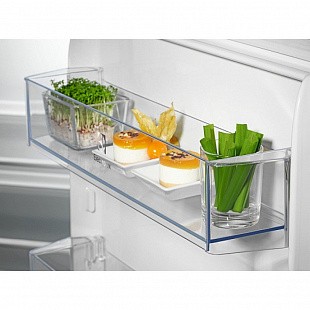 Встраиваемый холодильник ELECTROLUX KNT1LF18S1