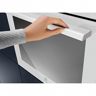 Духовой шкаф ELECTROLUX EOE7F31V
