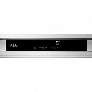 Встраиваемый холодильник AEG SKE818E1DC