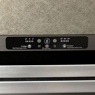 Холодильник WHIRLPOOL WBC 36992 NFC CB