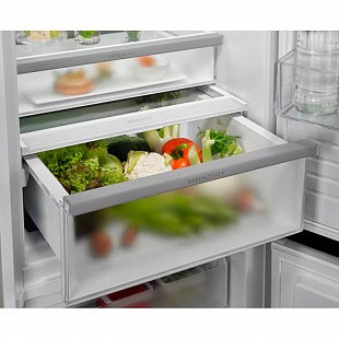 Встраиваемый холодильник ELECTROLUX ENC8MD19S
