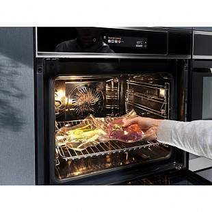 Духовой шкаф ELECTROLUX OKA9S31WX