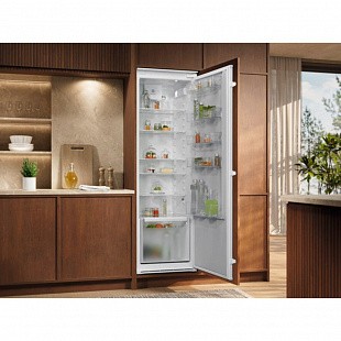 Встраиваемый холодильник ELECTROLUX ERD6DE18S4