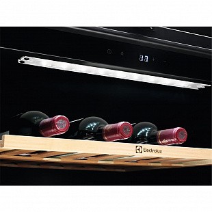 Встраиваемый винный шкаф ELECTROLUX EWUS052B5B