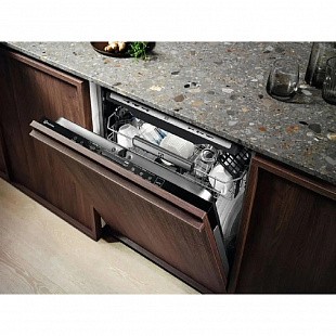Встраиваемая посудомоечная машина ELECTROLUX EEG69420W