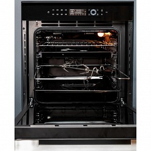 Духовой шкаф GRAUDE BM 60.3 S
