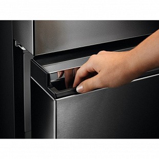 Холодильник ELECTROLUX LLI9VF54X0