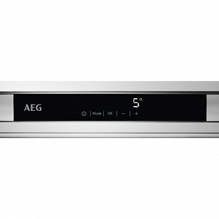 Встраиваемый холодильник AEG SKE818F1DC