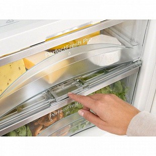 Встраиваемый холодильник MIELE KFN 37692 IDE