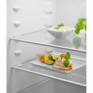 Встраиваемый холодильник ELECTROLUX ERD6DE18S4