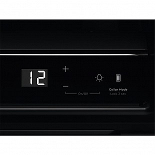 Встраиваемый винный шкаф AEG AWUS018B7B